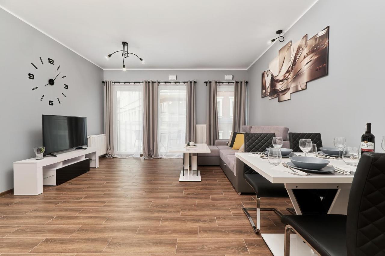Apartments Wroclaw Jana Pawla II With Free Parking Wroclaw By Noclegi Renters المظهر الخارجي الصورة