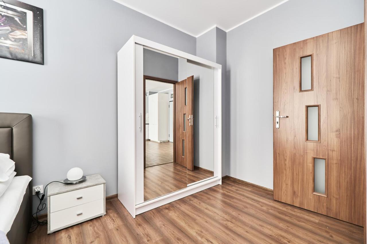 Apartments Wroclaw Jana Pawla II With Free Parking Wroclaw By Noclegi Renters المظهر الخارجي الصورة