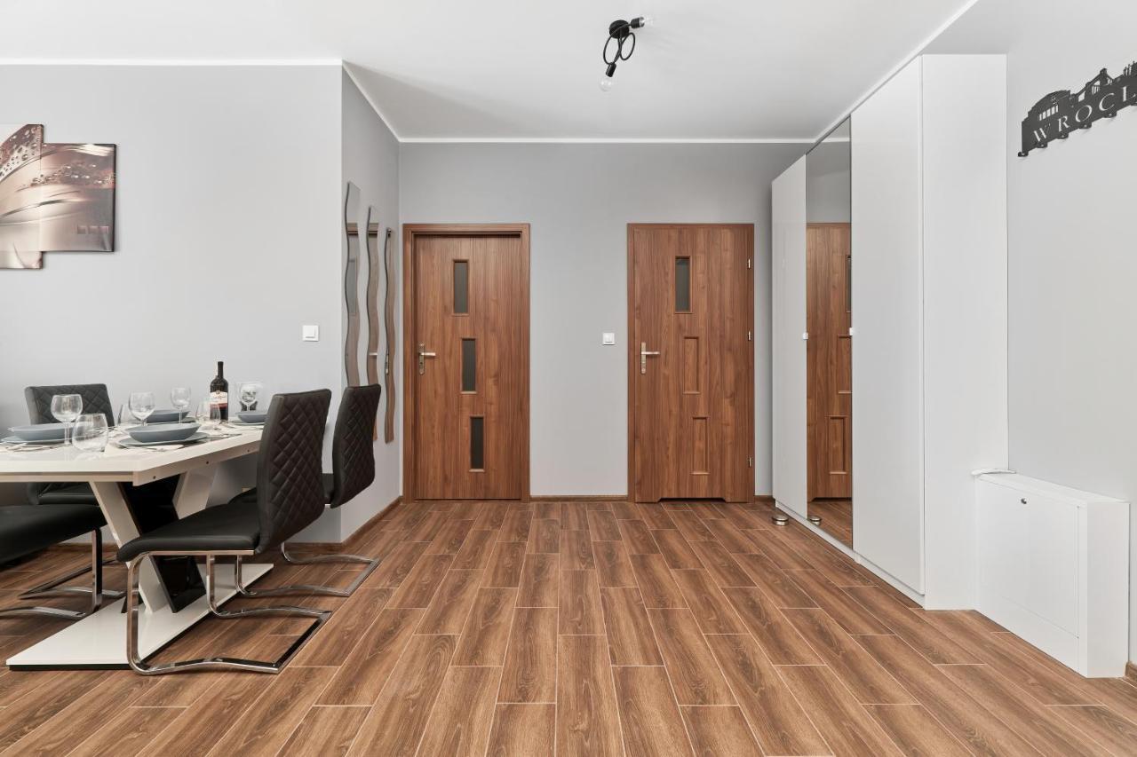 Apartments Wroclaw Jana Pawla II With Free Parking Wroclaw By Noclegi Renters المظهر الخارجي الصورة